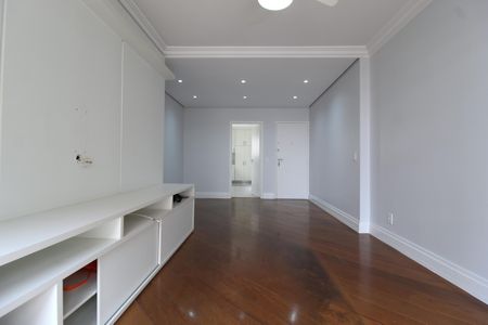 Sala de apartamento para alugar com 3 quartos, 100m² em Indianópolis, São Paulo