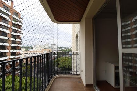Varanda de apartamento para alugar com 3 quartos, 100m² em Indianópolis, São Paulo