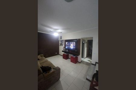 Casa à venda com 2 quartos, 96m² em Centro, Niterói
