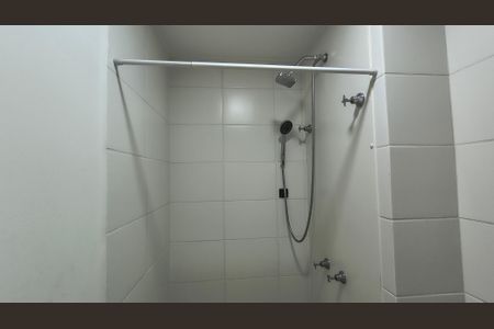 Apartamento à venda com 45m², 2 quartos e sem vagaBanheiro 