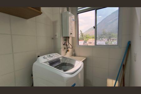 Apartamento à venda com 45m², 2 quartos e sem vagaCozinha e Área de Serviço