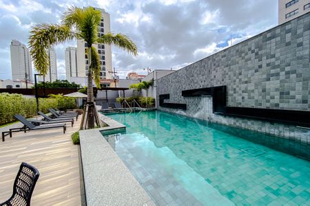 Studio à venda com 28m², 1 quarto e sem vagaÁrea comum - Piscina