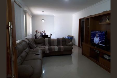 Casa à venda com 3 quartos, 129m² em Imirim, São Paulo