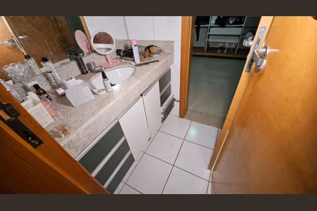Apartamento para alugar com 99m², 3 quartos e 2 vagas Apartamento para alugar com 99m², 3 quartos e 2 vagasBanheiro Social