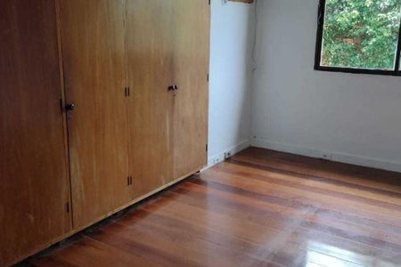 Casa à venda com 5 quartos, 422m² em Piratininga, Niterói