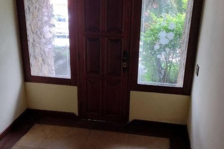 Casa à venda com 5 quartos, 422m² em Piratininga, Niterói