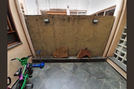 Casa à venda com 4 quartos, 160m² em Jardim da Gloria, São Paulo