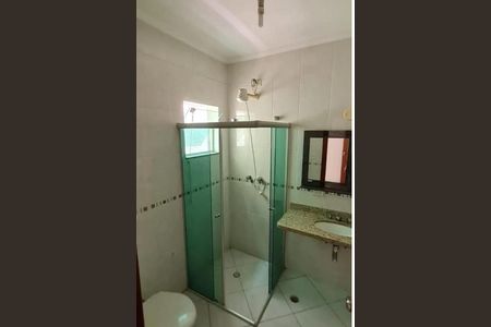 Casa à venda com 4 quartos, 220m² em Vila Nair, São Paulo