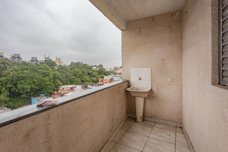 Área de Serviço de casa para alugar com 1 quarto, 35m² em Vila Caraguata, São Paulo
