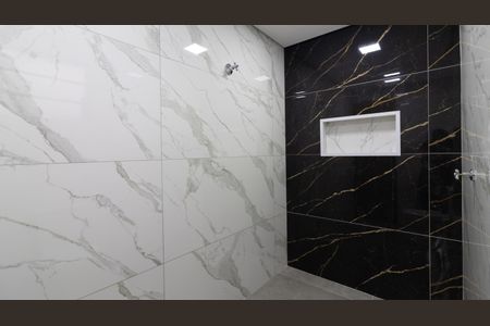 Banheiro Social de casa para alugar com 1 quarto, 30m² em Jardim Matarazzo, São Paulo