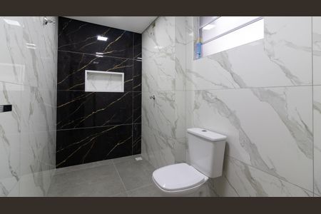 Banheiro Social de casa para alugar com 1 quarto, 30m² em Jardim Matarazzo, São Paulo