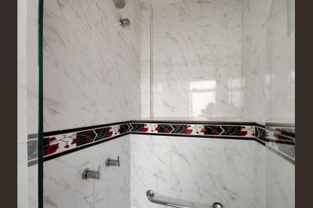 Apartamento à venda com 140m², 4 quartos e sem vagaBanheiro da Suíte