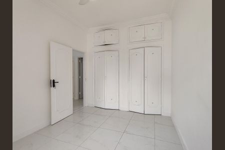 Apartamento à venda com 140m², 4 quartos e sem vagaQuarto 2