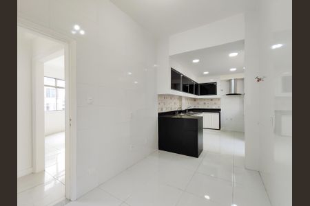 Apartamento à venda com 140m², 4 quartos e sem vagaCozinha