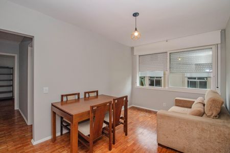 Sala de apartamento para alugar com 2 quartos, 64m² em Bom Jesus, Porto Alegre