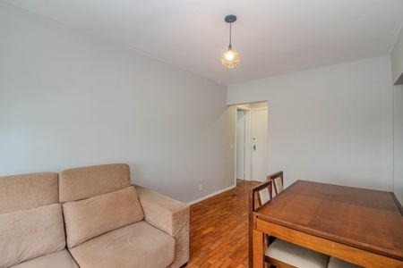 Sala de apartamento para alugar com 2 quartos, 64m² em Bom Jesus, Porto Alegre