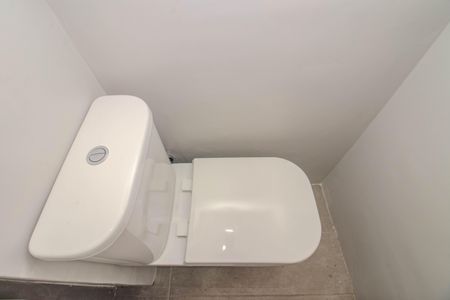 Apartamento para alugar com 64m², 2 quartos e 1 vaga Apartamento para alugar com 64m², 2 quartos e 1 vagaBanheiro de Serviço