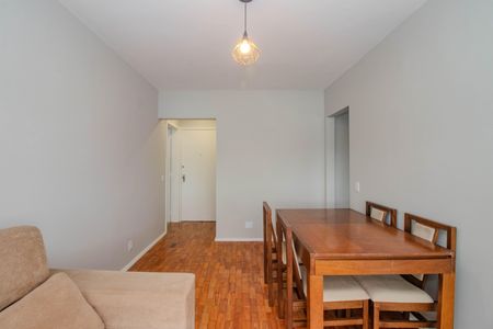 Sala de apartamento para alugar com 2 quartos, 64m² em Bom Jesus, Porto Alegre