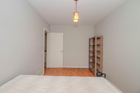 Quarto 2 de apartamento para alugar com 2 quartos, 64m² em Bom Jesus, Porto Alegre