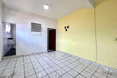 Sala/Cozinha de casa para alugar com 1 quarto, 36m² em Vila Mira, São Paulo