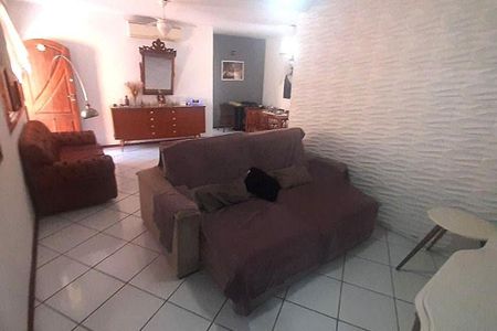 Casa à venda com 14 quartos, 280m² em Centro, Niterói