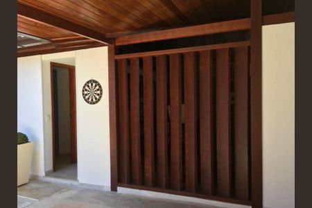 Casa à venda com 3 quartos, 400m² em Itaipu, Niterói