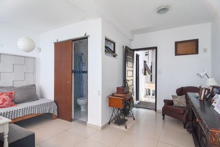 Casa à venda com 4 quartos, 360m² em Cafubá, Niterói