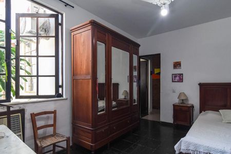 Casa à venda com 4 quartos, 360m² em Cafubá, Niterói
