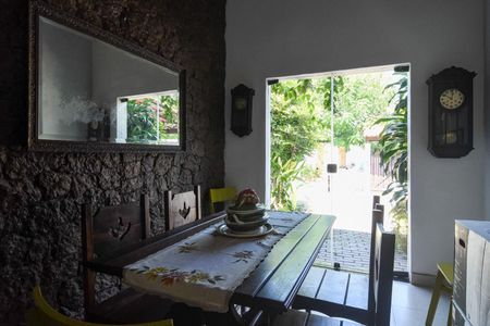 Casa à venda com 4 quartos, 360m² em Cafubá, Niterói