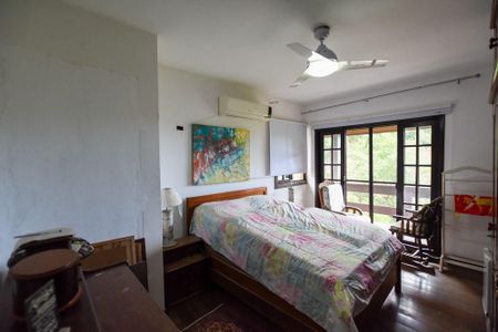 Casa à venda com 4 quartos, 449m² em Piratininga, Niterói