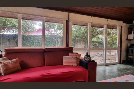 Casa à venda com 3 quartos, 250m² em Piratininga, Niterói