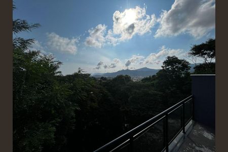 Casa à venda com 3 quartos, 170m² em Itaipu, Niterói