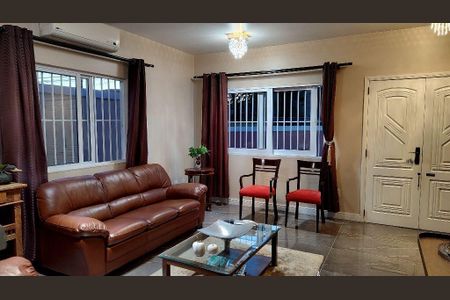 Casa à venda com 3 quartos, 163m² em Piratininga, Niterói