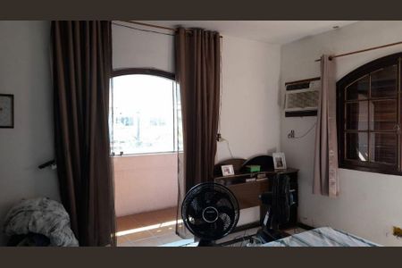 Casa à venda com 3 quartos, 168m² em Piratininga, Niterói