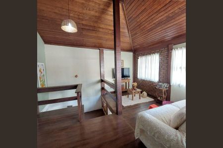 Casa à venda com 3 quartos, 201m² em Santo Antônio, Niterói