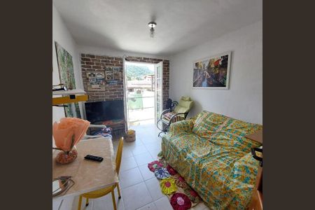 Casa à venda com 3 quartos, 201m² em Santo Antônio, Niterói