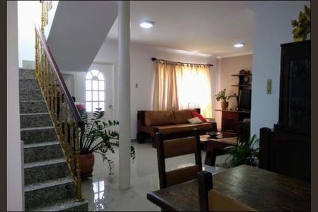 Casa à venda com 3 quartos, 300m² em Piratininga, Niterói