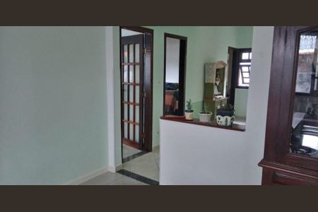 Casa à venda com 4 quartos, 257m² em Itaipu, Niterói