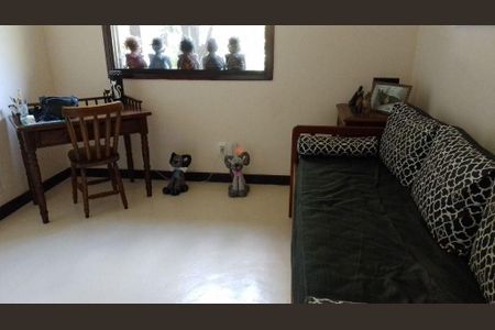 Casa à venda com 3 quartos, 273m² em Cafubá, Niterói