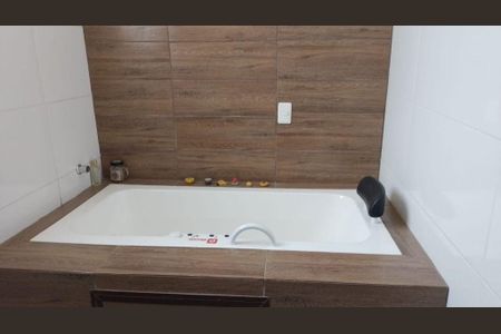 Casa à venda com 3 quartos, 273m² em Cafubá, Niterói