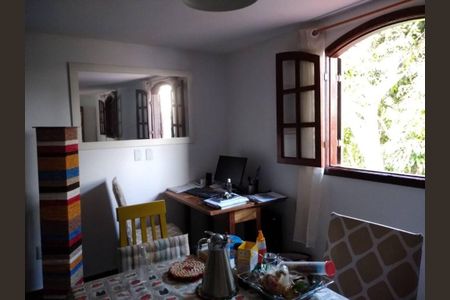 Casa à venda com 6 quartos, 400m² em Piratininga, Niterói