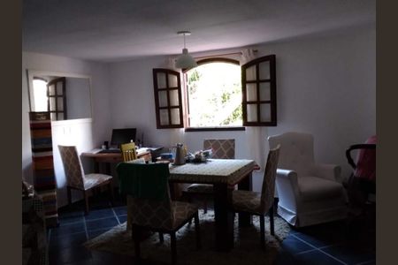 Casa à venda com 6 quartos, 400m² em Piratininga, Niterói