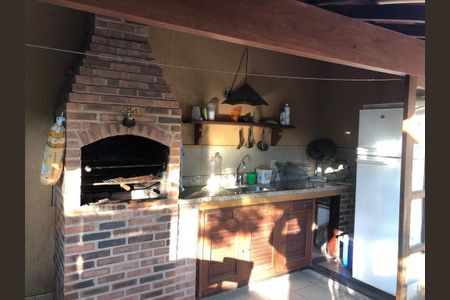 Casa à venda com 4 quartos, 251m² em Itaipu, Niterói