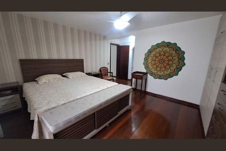 Casa à venda com 4 quartos, 463m² em Piratininga, Niterói