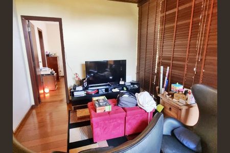 Casa à venda com 4 quartos, 251m² em Santo Antônio, Niterói