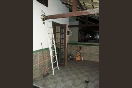 Casa à venda com 3 quartos, 118m² em Sapê, Niterói