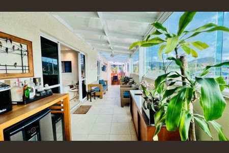 Apartamento à venda com 2 quartos, 140m² em Itaipu, Niterói