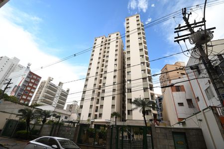 Apartamento à venda com 45m², 1 quarto e 1 vagaFachada do Prédio