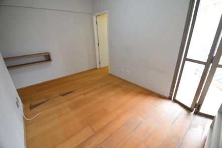 Apartamento à venda com 45m², 1 quarto e 1 vagaSala