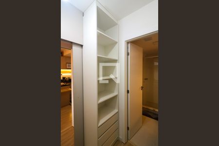 Apartamento para alugar com 47m², 1 quarto e 1 vaga Apartamento para alugar com 47m², 1 quarto e 1 vagaCloset da Suíte